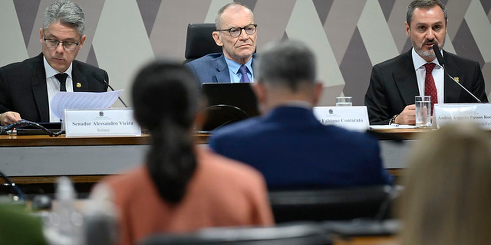 Home Blocks 37 Crime Organizado: CPI convida Moraes e Toffoli para falarem do Master